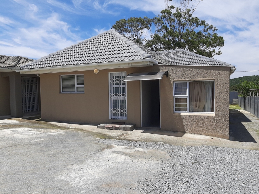4 Bedroom Property for Sale in Abbotsford Eastern Cape